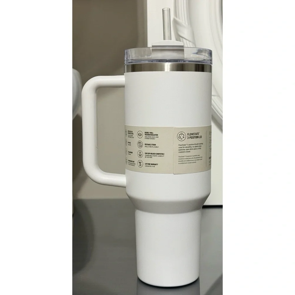 Stanley Quencher H2.0 FlowState 40oz‎ Tumbler, WHITE - Picture 2 of 4